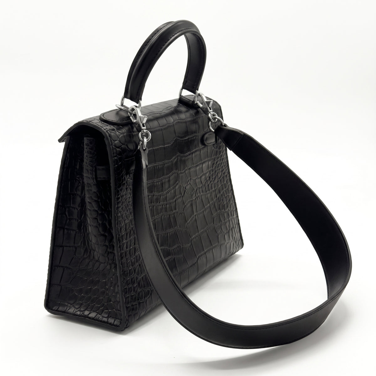 Three-quarter with the detachable shoulder strap