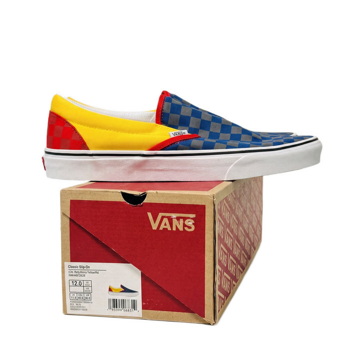 Side profile of the left shoe sitting on top of the branded shoe box.
